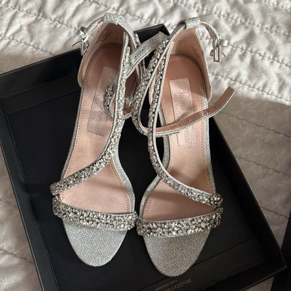 Naturalizer Womens Pnina Tornai Ahava Sandals size 7 New Silver